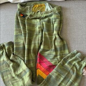 Aviator nation 4 stripe sweatpants, camo, medium